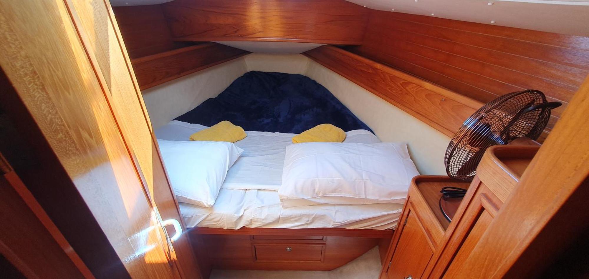 Coriandre 2 - Dormir Sur Un Grand Voilier 9 Personnes By Nuits Au Port Ла-Рошель Экстерьер фото
